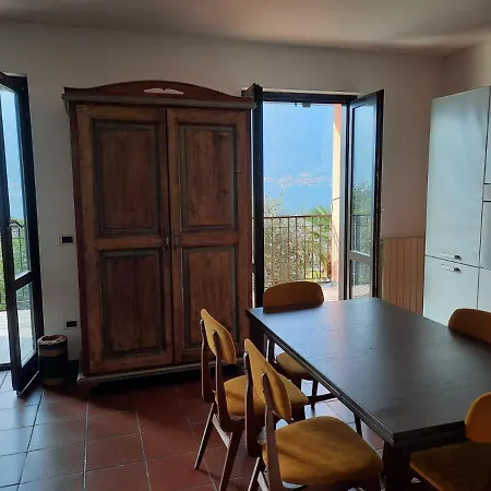 Vakantiehuis Tower Bell House Sala Comacina